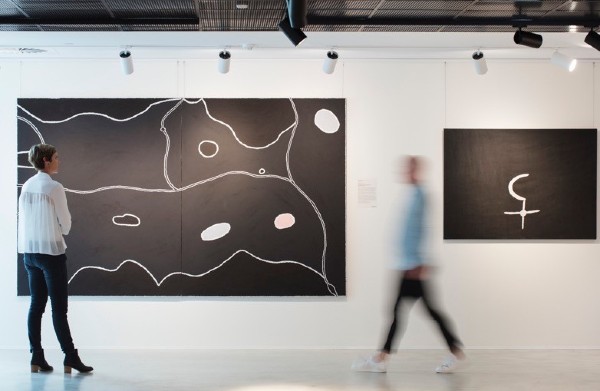 Bullargar Katitjin, Left to right: Freddie Timms, Bedford Downs Country Natural ochres and synthetic binder on Belgian linen, 150 x 360 cm (diptych).