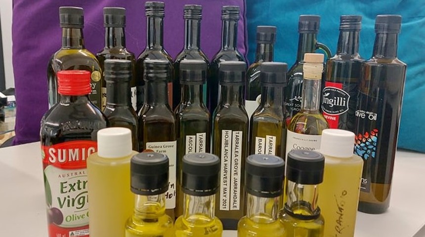 different types of olive oil