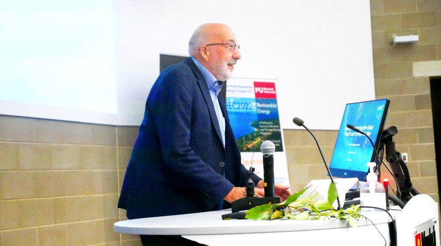Professor Bill Hare presenting at the WREC 2022.
